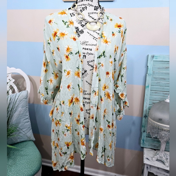NWT Maurices Mint Green Daisy Kimono - Picture 3 of 11